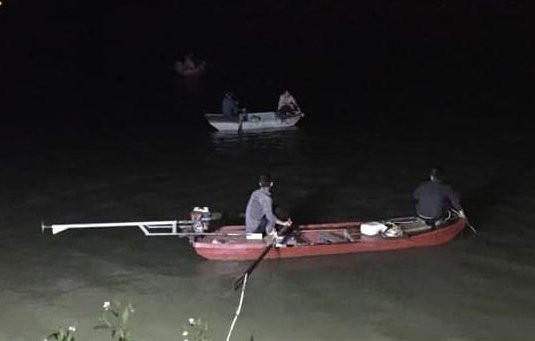[Video] Vẫn chưa tìm thấy tung tích 3 mẹ con nghi mất tích trên sông Thái Bình